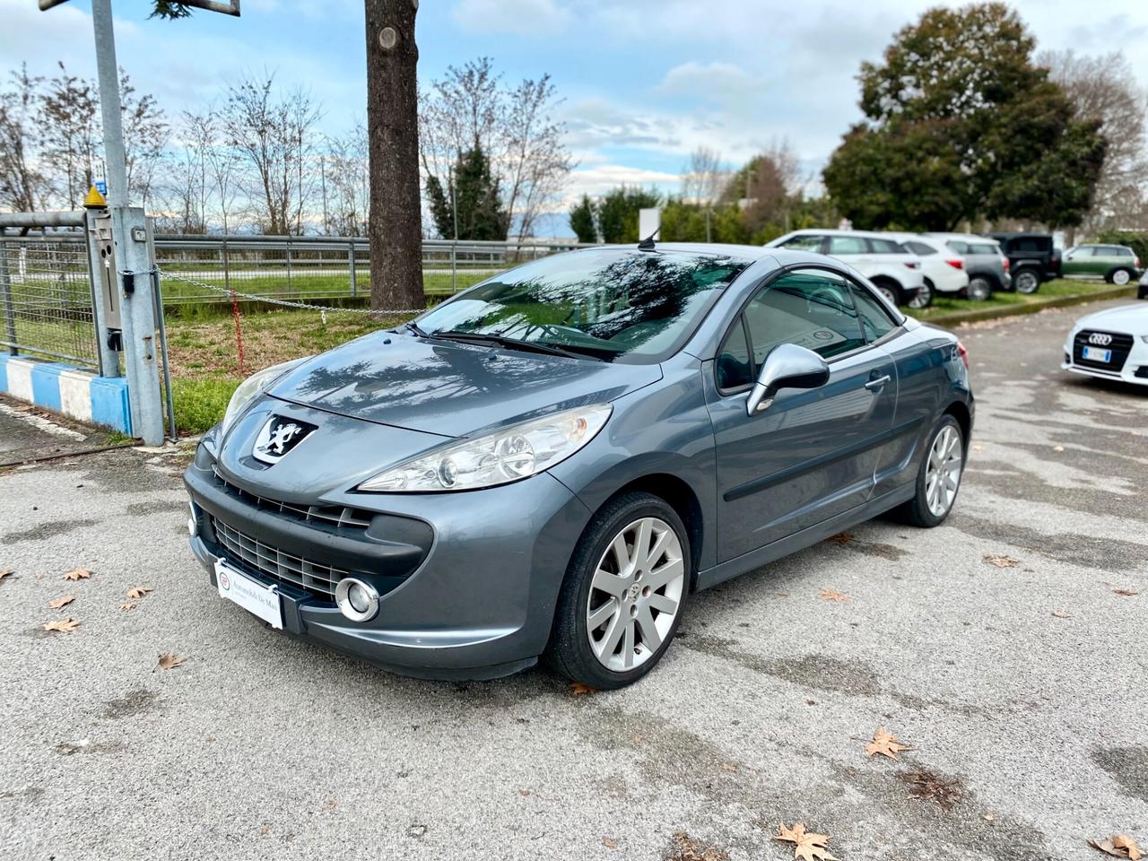 Peugeot 207 1.6 VTi 120CV CC Féline