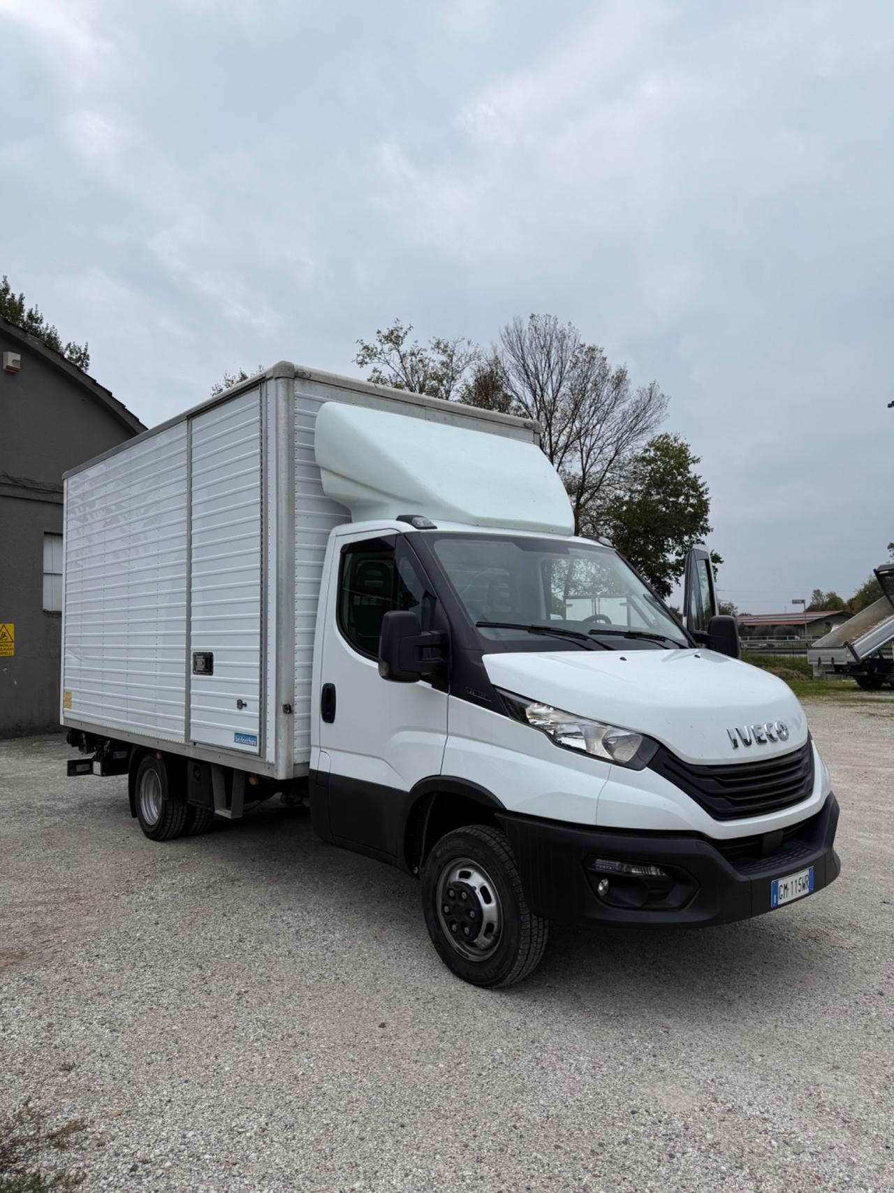 Iveco daily 35/140 sponda idraulica