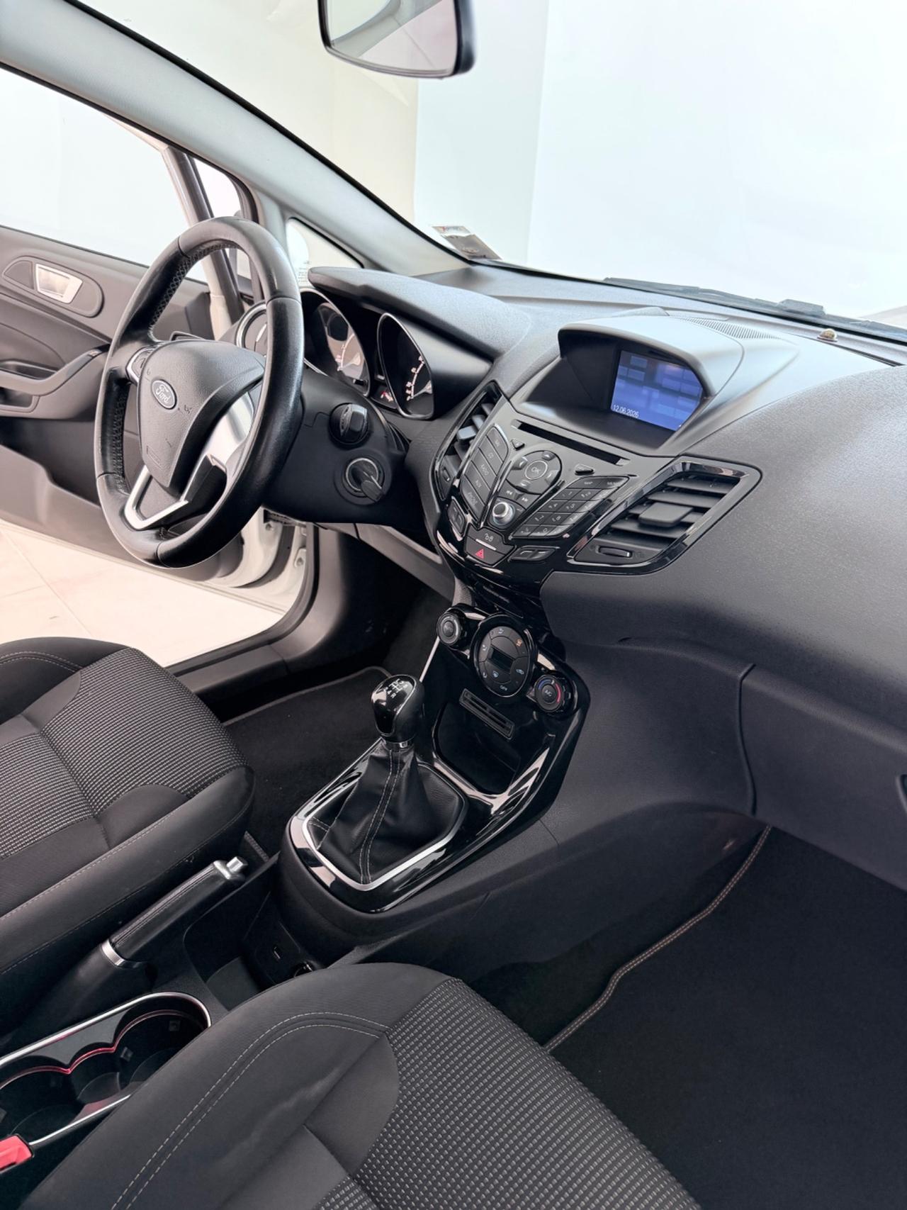 Ford Fiesta 1.5 TDCi 75CV 5 porte Business