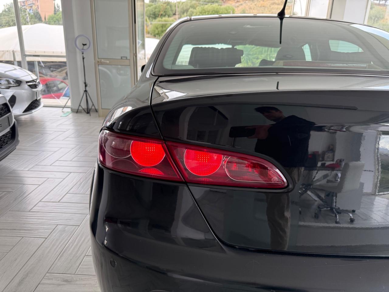 Alfa Romeo 159 1.9JTDm120cv DISTINCTIVE INTERNO TI2010