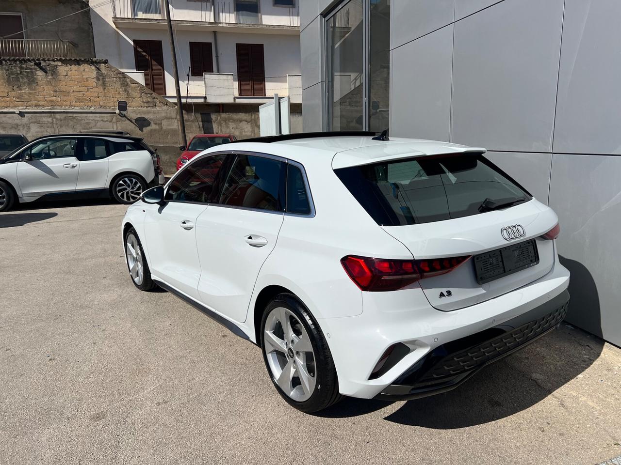 Audi A3 SPB 35 Sline possibilità noleggio no scoring
