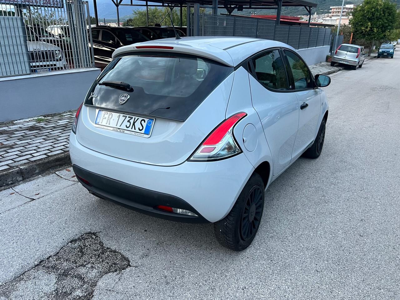 Lancia Ypsilon 0.9 TwinAir 5 porte Metano Ecochic 2018