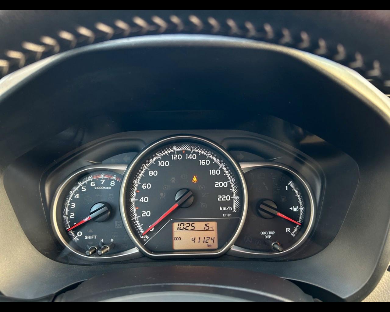 TOYOTA Yaris III 2015 - Yaris 5p 1.0 Lounge