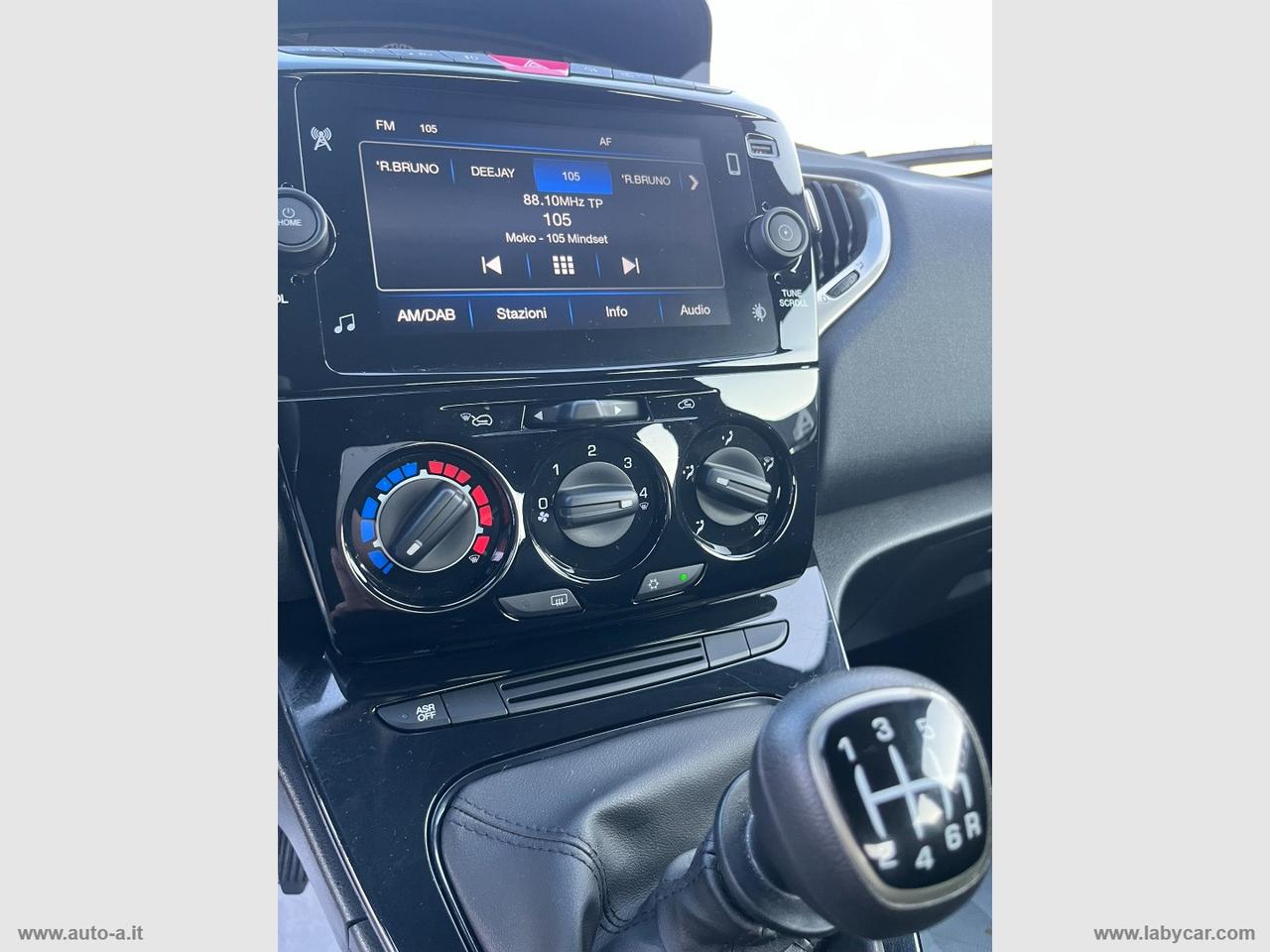 LANCIA Ypsilon 1.0 FireFly 5p.S&S Hybrid Silver Vecchio proprietario privato NO EX NOLEGGIO