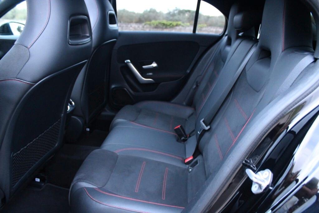 MERCEDES Classe A 180 d Aut. *AMG *Tetto
