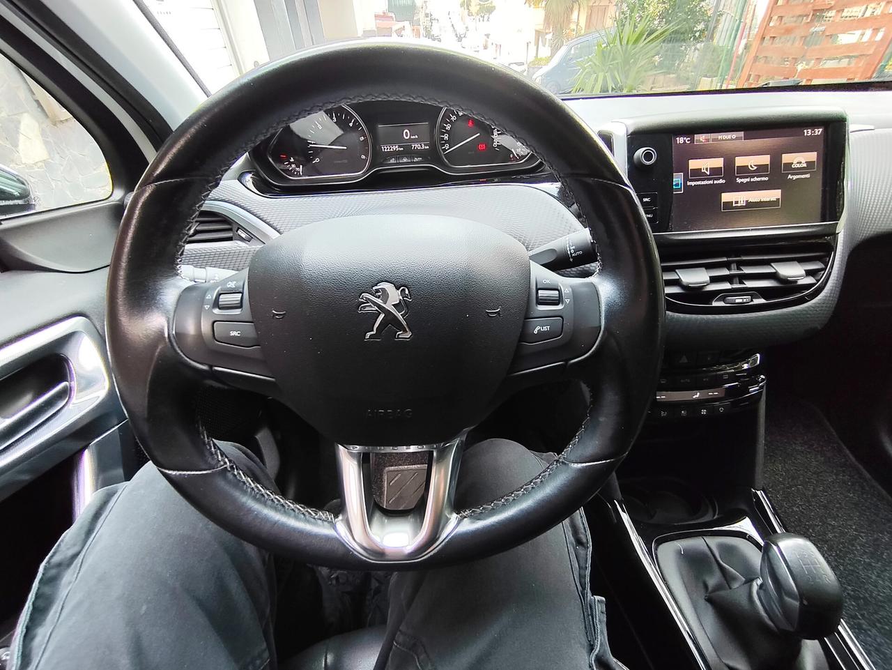 Peugeot 2008 BlueHDi Allure 2016