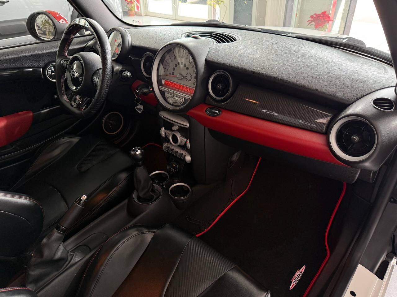 MINI COOPER CON PACCHETTO JOHN WORKS