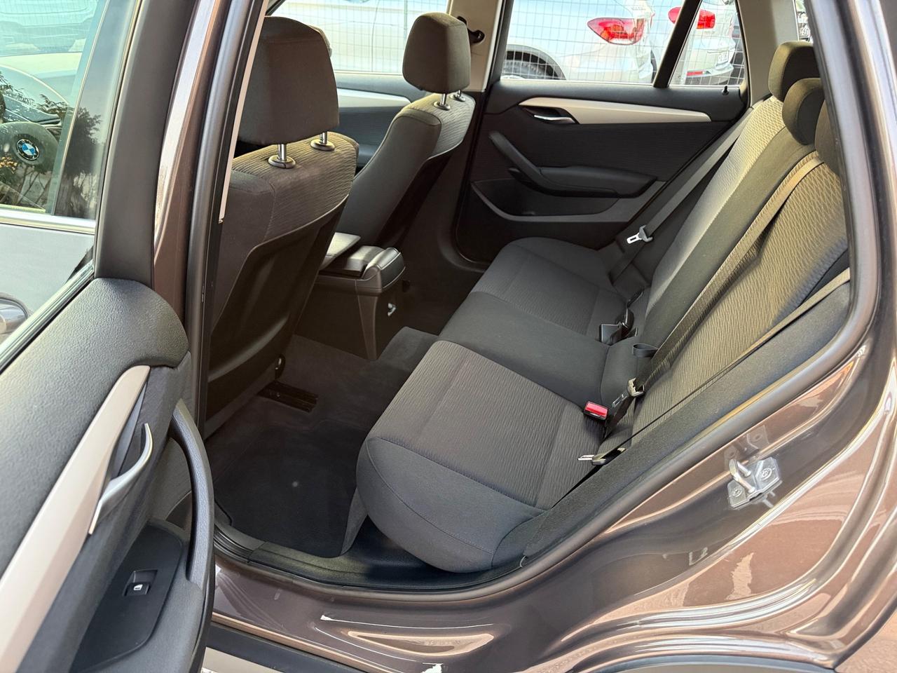Bmw X1 xDrive18d X Line Navi+bixenon+Top