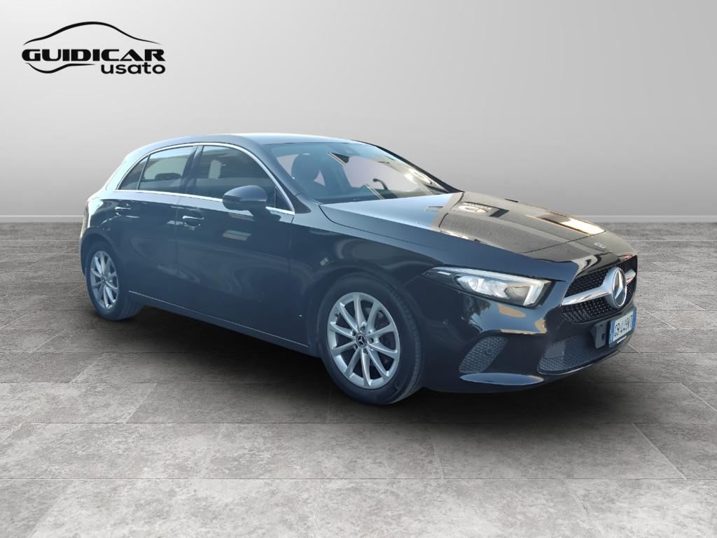 Mercedes-Benz Classe A - W177 2018 - A 180 d Sport auto