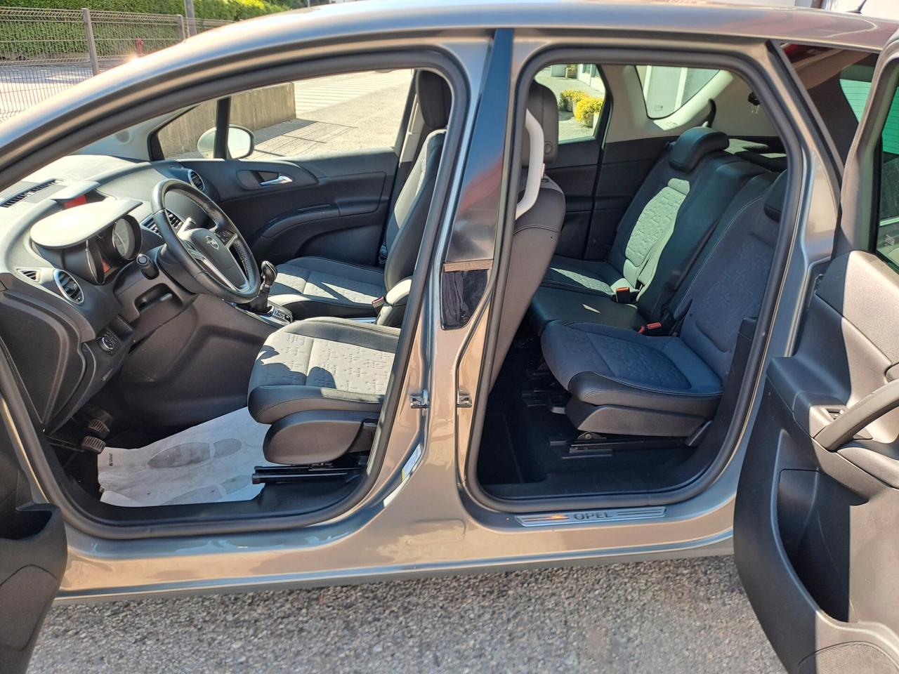 Opel Meriva 1.3 CDTI 95CV ecoFLEX Cosmo