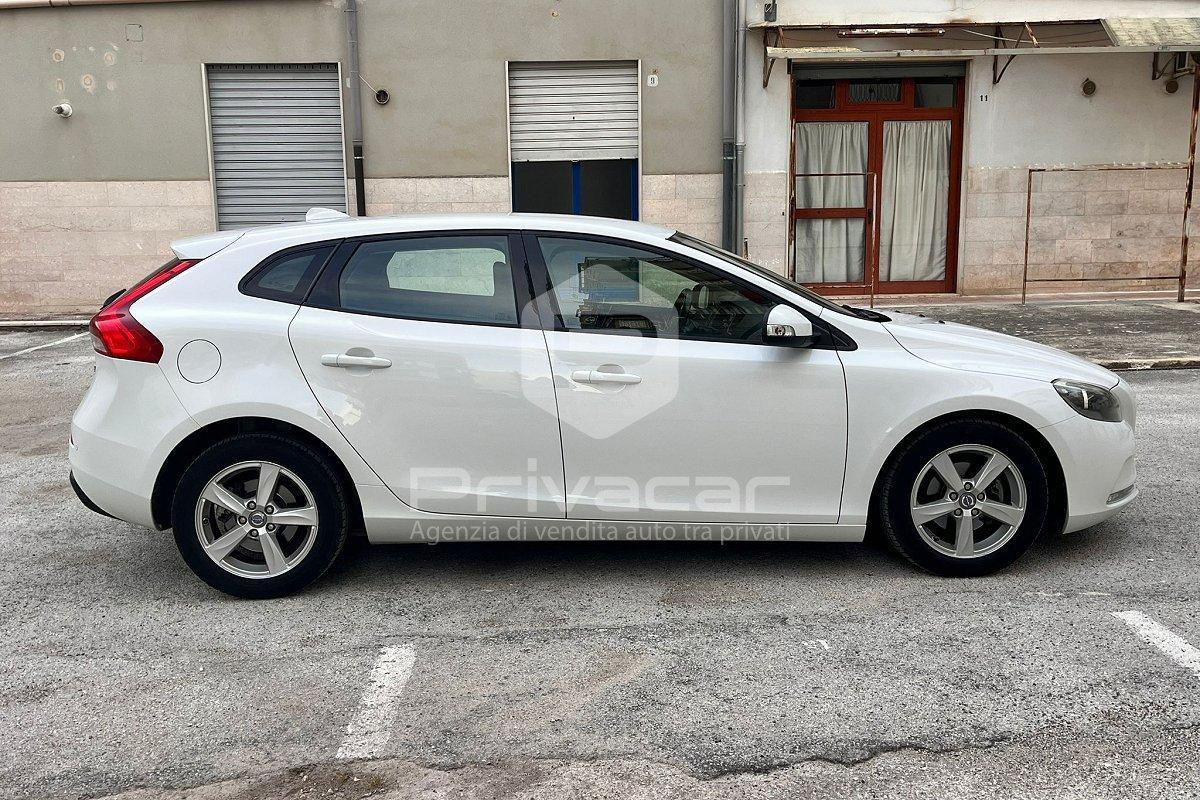 VOLVO V40 D2 1.6 Business Edition