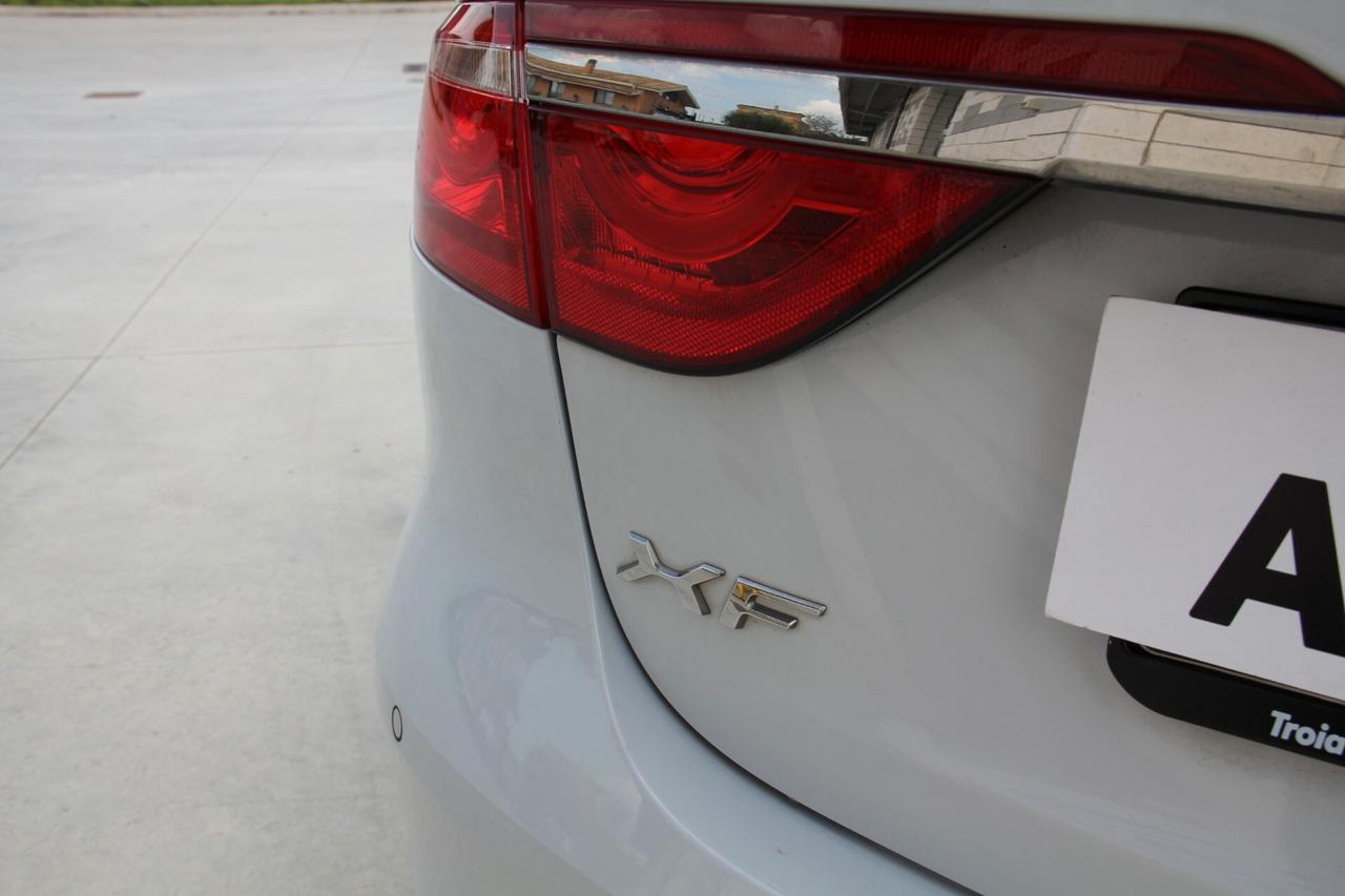 Jaguar XF 3.0 D V6 300 CV aut. Prestige