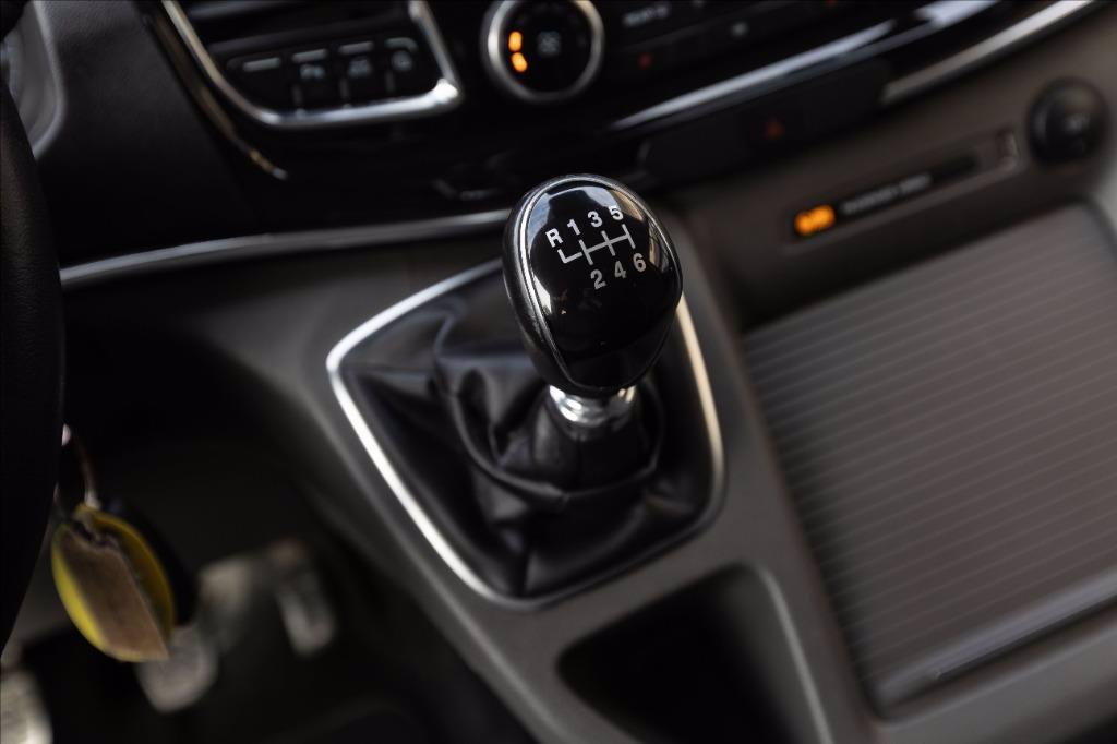 FORD tourneo custom 320 2.0 tdci MHEV 130cv Titanium L1H1 E6.2 del 2021