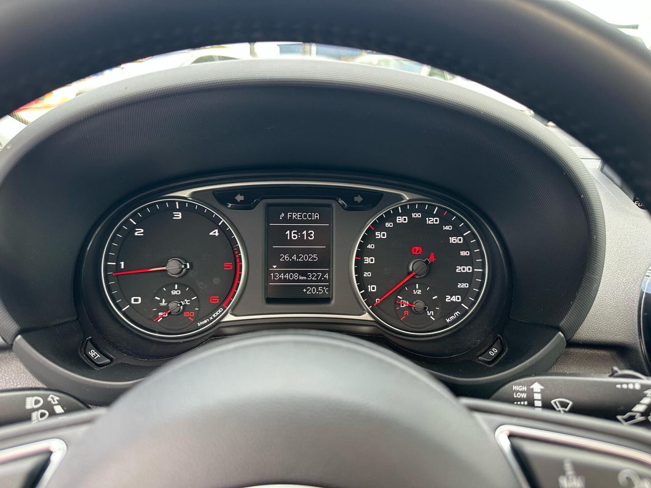 Audi A1 1.6 TDI 90CV S-LINE
