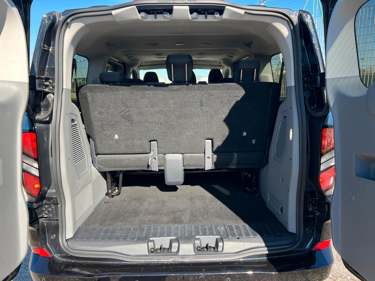 Ford Transit Custom L1H1 2.0 TDCi 150CV