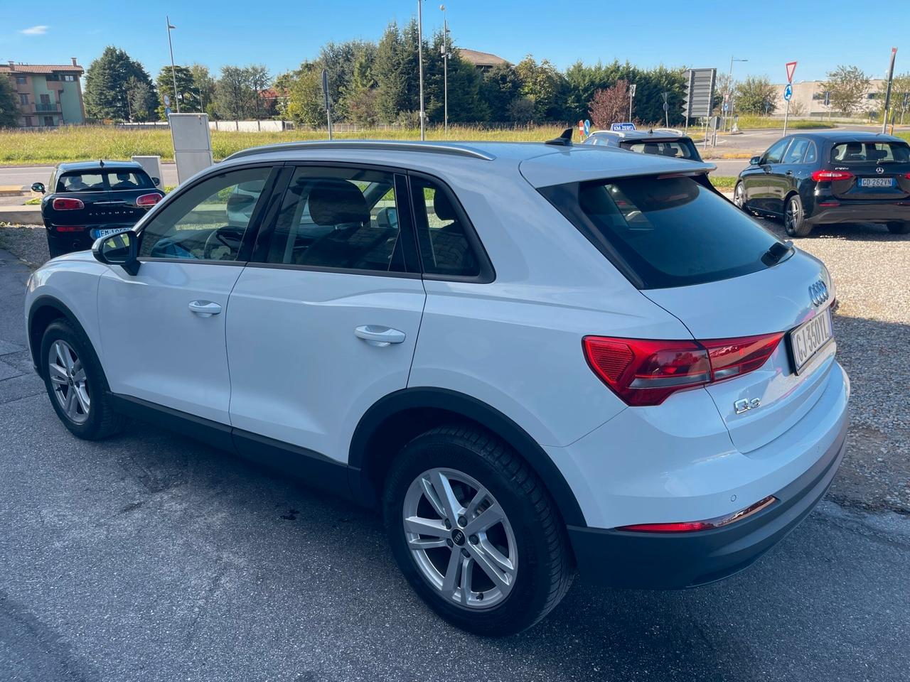 Audi Q3 35 TDI S tronic Business Advanced