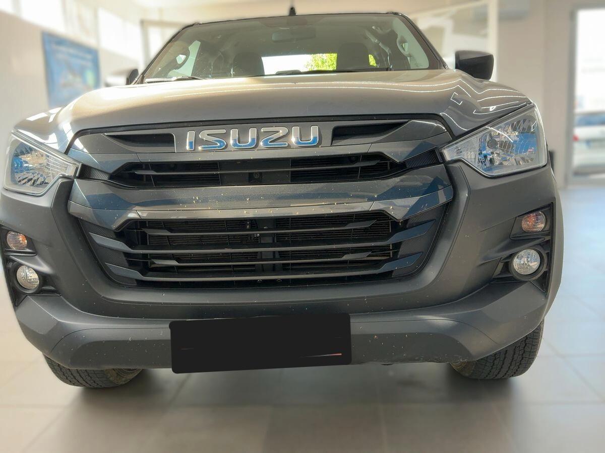 ISUZU D-MAX 1.9 TD Space Cab 4WD L — 163 CV | 11/2024 | 30.551 km