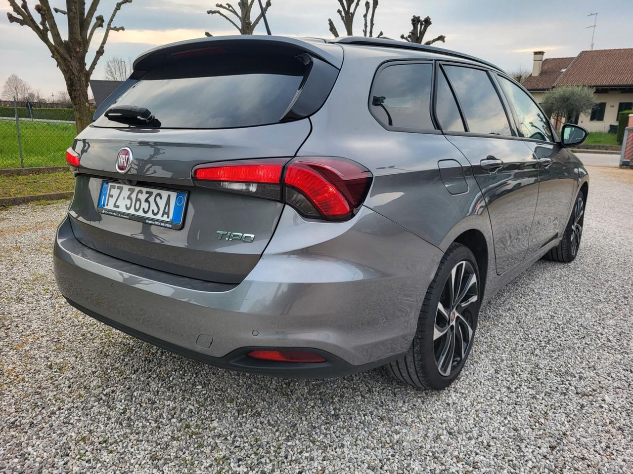 Fiat Tipo 1.6 Mjt S&S SW Lounge