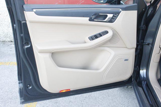 PORSCHE Macan 2.0 TETTO/PELLE 265CV