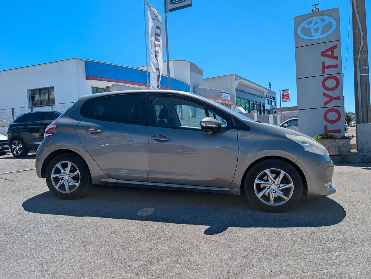 Peugeot 208 1.4 VTi 95 CV 5p. GPL Active