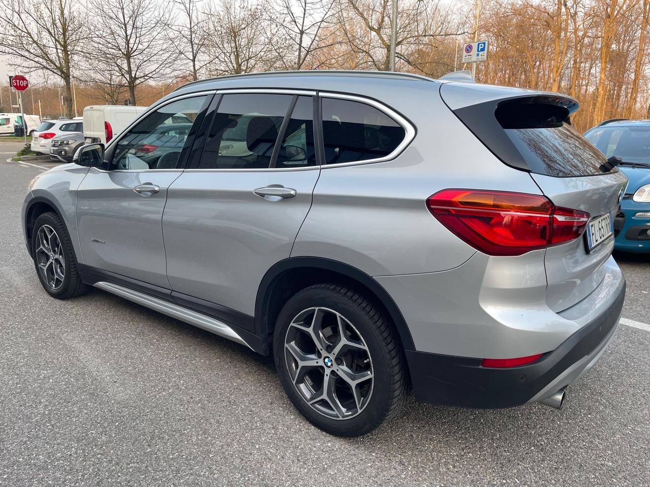 Bmw X1 XDrive20d*Automatik*Navi*Retrocamera