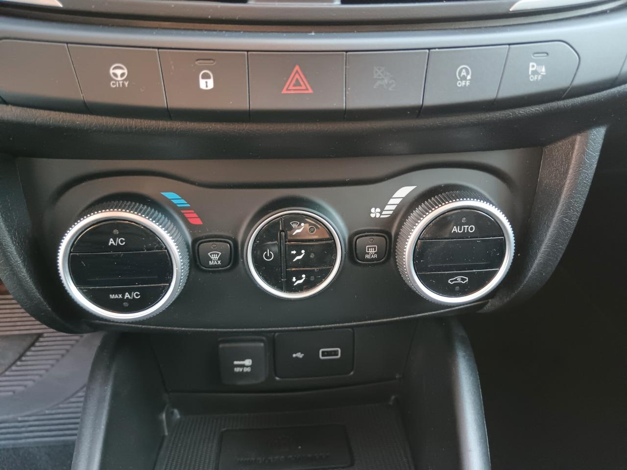 Fiat Tipo 1.6 MJT 5P 130CV CROSS NUOVISSIMA