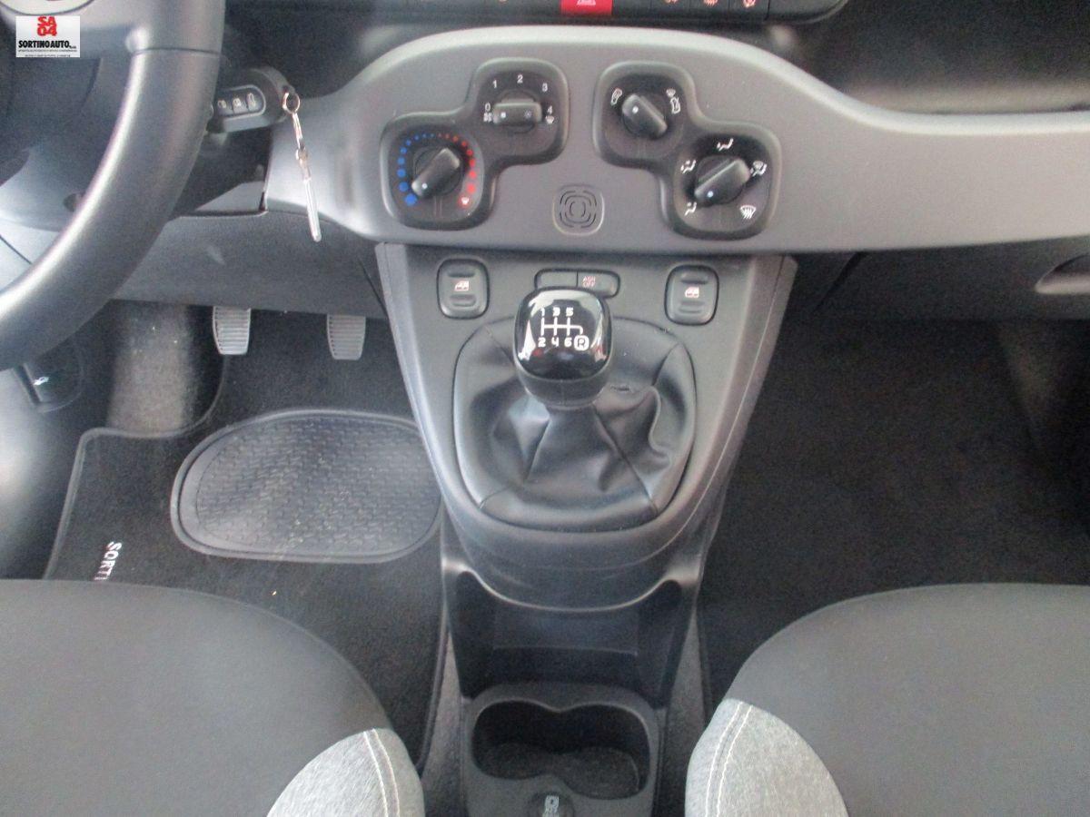 FIAT Panda 1.0 FireFly S&S Hybrid City Life-KM60000