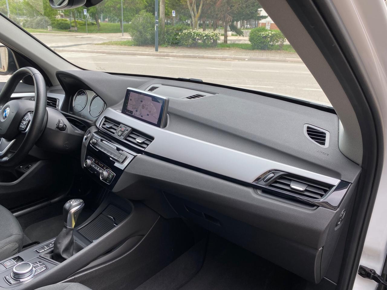 Bmw X1 xDrive25e Business Advantage