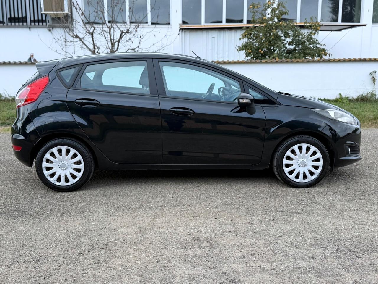 Ford Fiesta 1.5 TDCi 75CV 5 porte