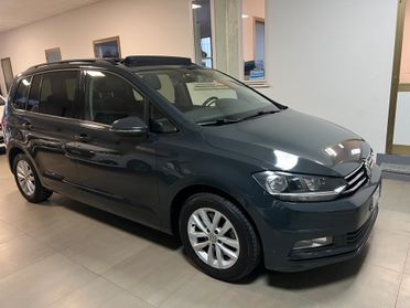 VOLKWAGEN TOURAN 7 POSTI CAMBIO AUTOMATICO CON COMANDI PER DISABILI