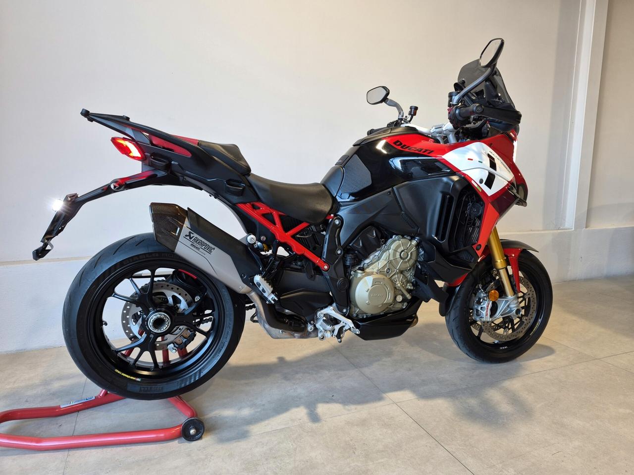 Ducati Multistrada V4 PIKES PEAK