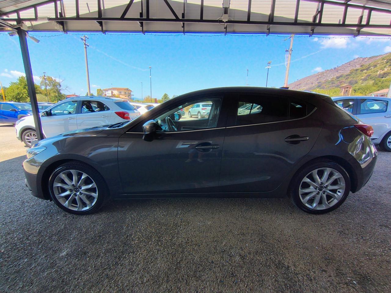 Mazda 3 Mazda3 2.2 Skyactiv-D Exceed