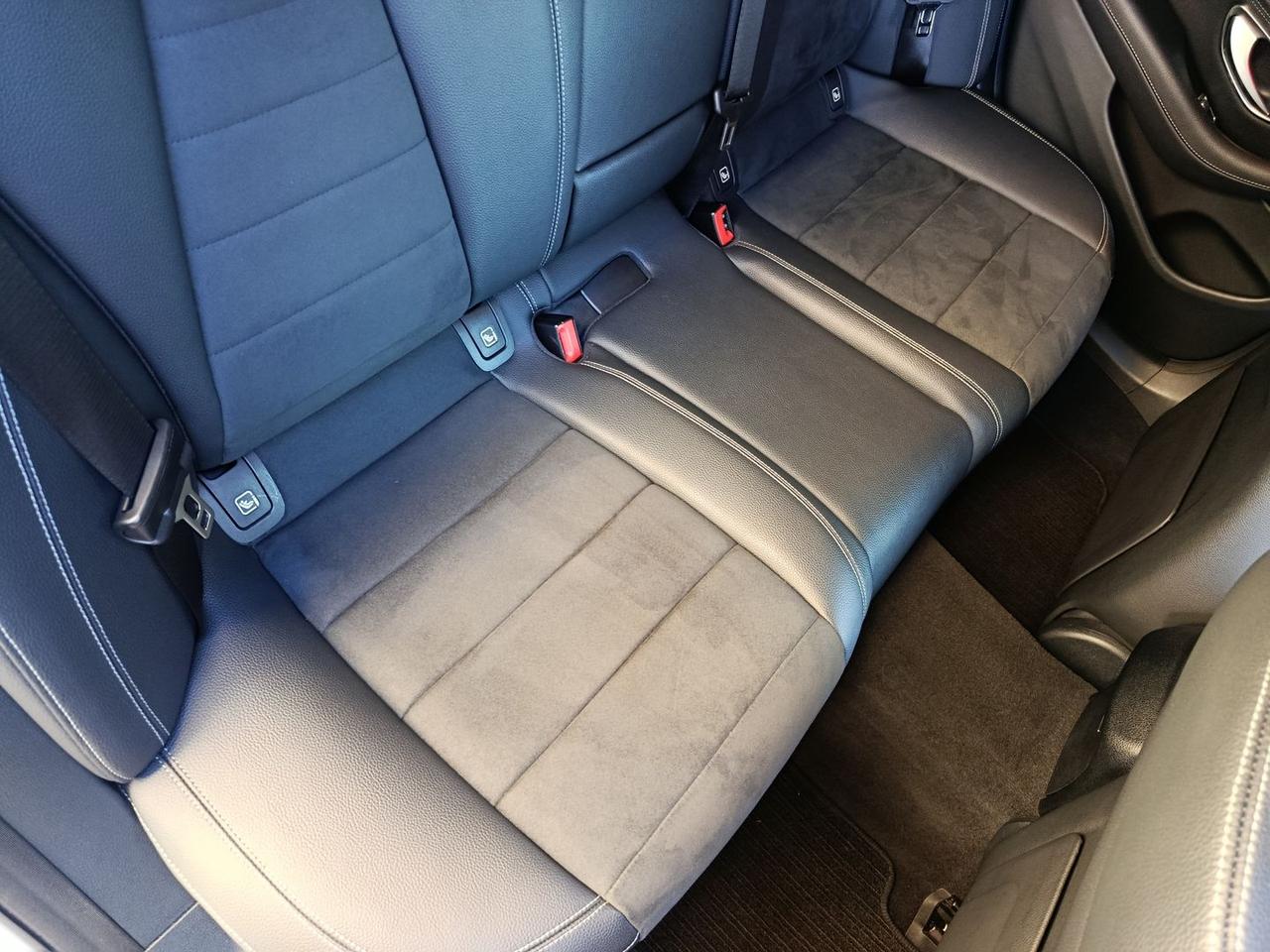 Mercedes-Benz E 220 Premium Plus E 220 D #8033