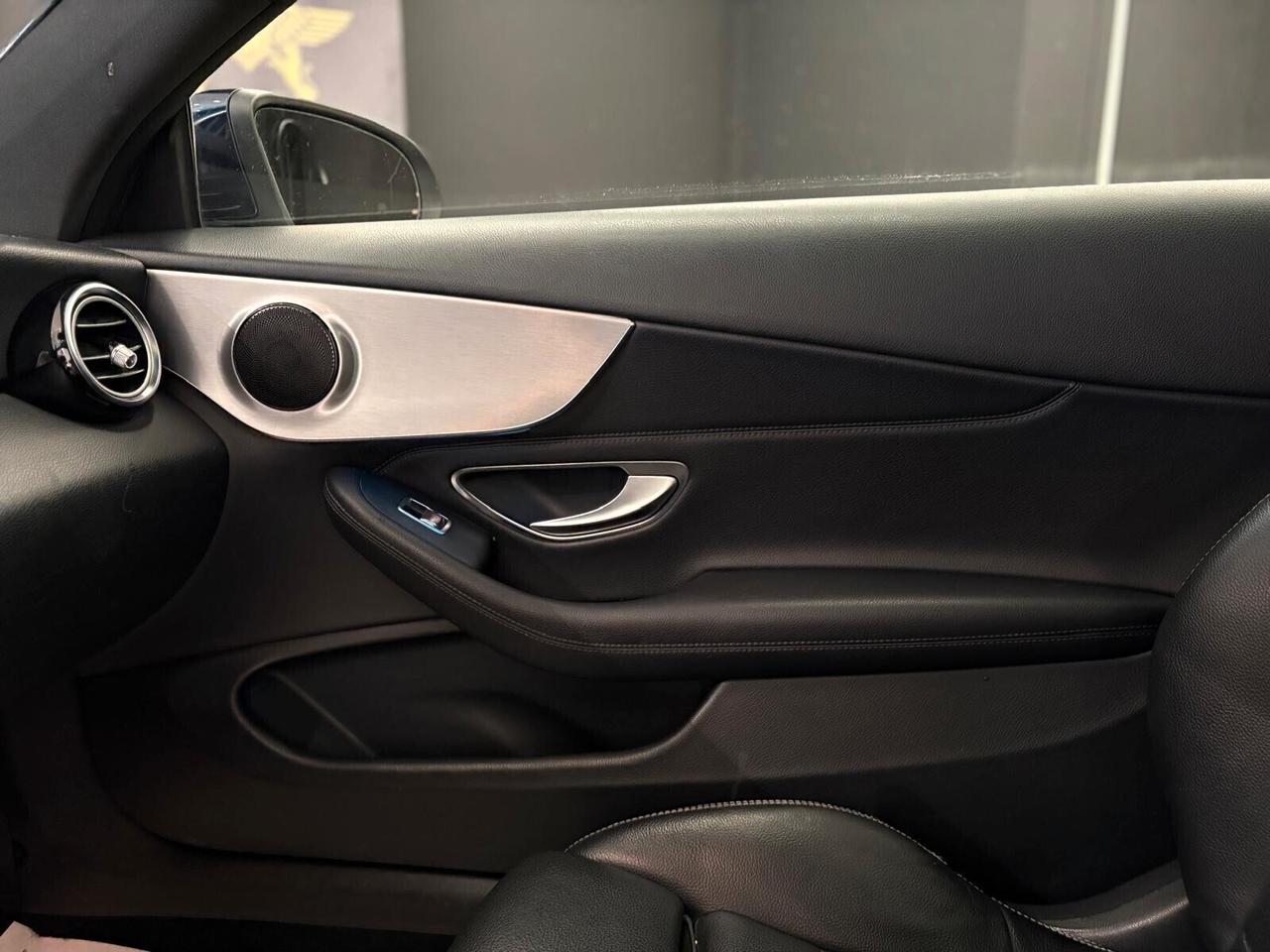 MERCEDES C 220D 4Matic Coupé AMG Premium TETTO