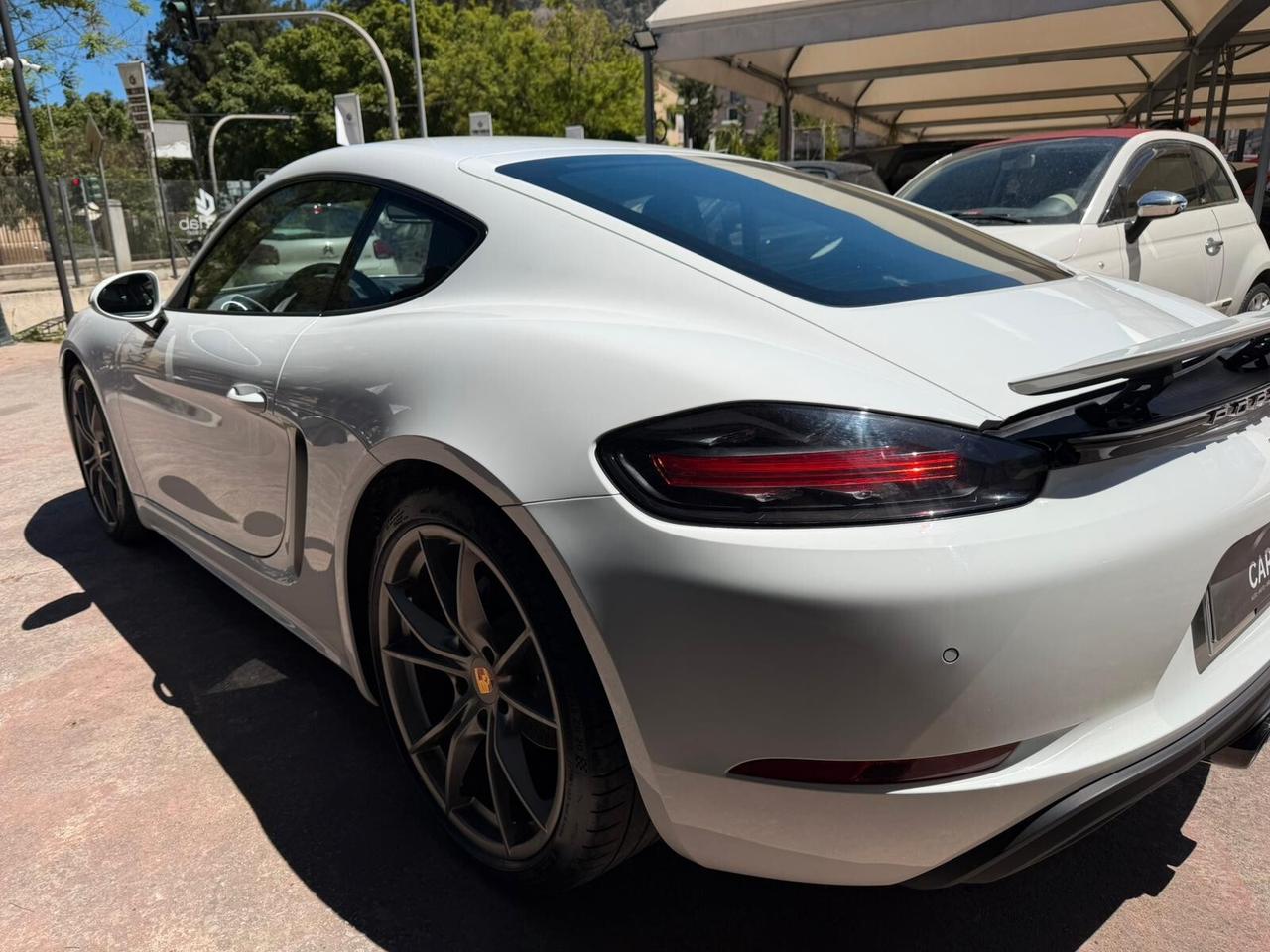 Porsche 718 Spyder Cayman 2.0