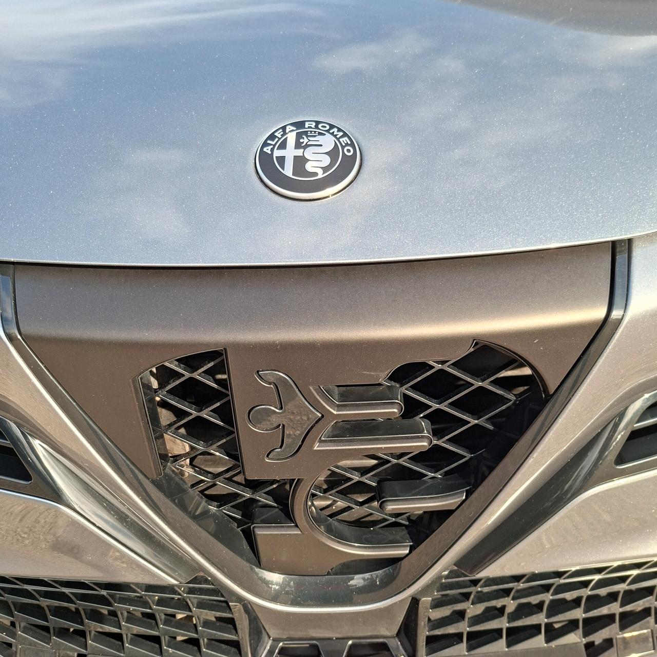 Alfa Romeo Junior 1.2 Hybrid 136cv Edct6 Speciale