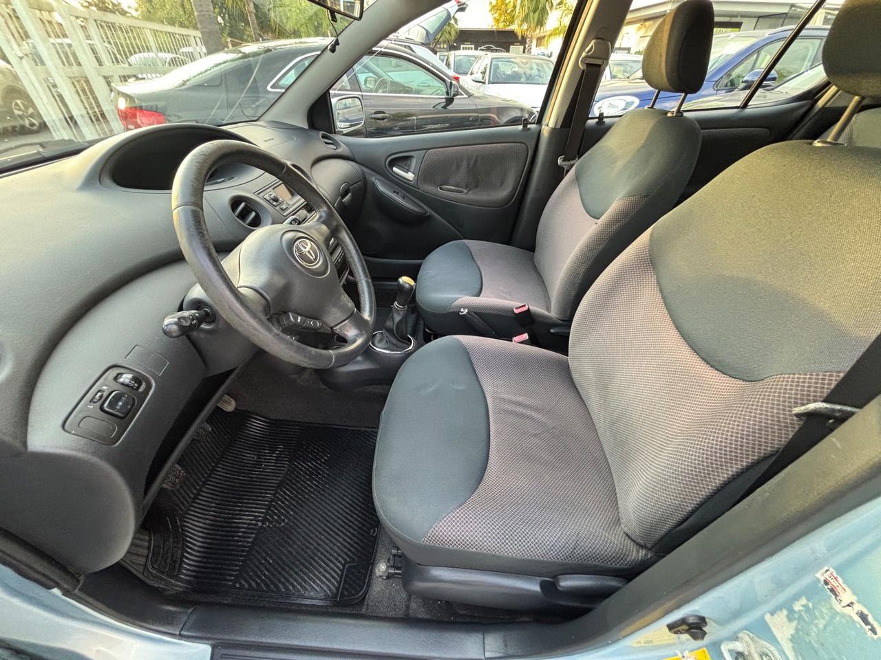 TOYOTA YARIS 1.0 65CV SOLI 75.000KM