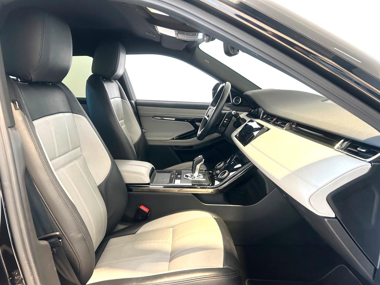 Land Rover Range Rover Evoque 2.0D 163CV AWD Aut R-Dynamic SE AUTOCARRO N1