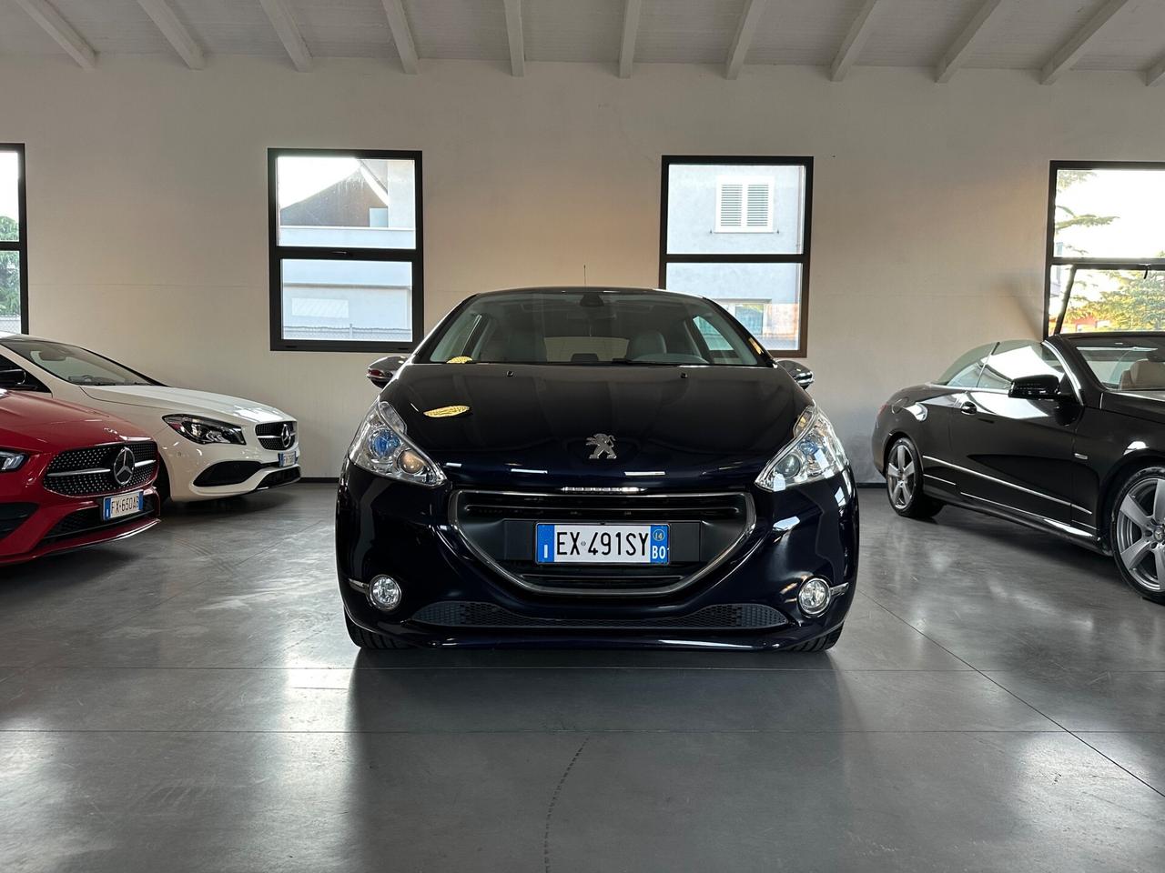 Peugeot 208 1.6 e-HDi 92 CV Stop&Start 5 porte Allure