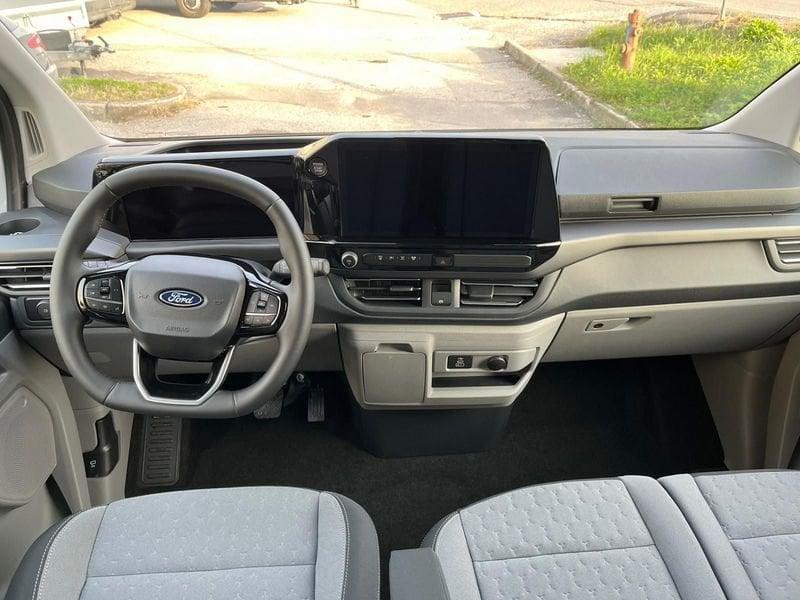 Ford Tourneo Custom Tourneo Custom 320 2.0 EcoBlue 170CV aut. PL Titanium