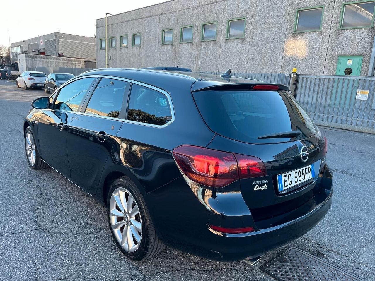 Opel Astra 1.4 Turbo 140CV Sports Tourer Cosmo