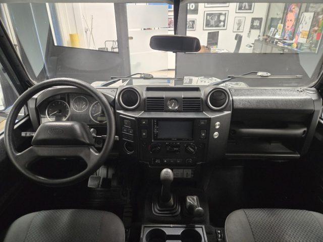 LAND ROVER Defender 110 2.4 TD4 7 POSTI AUTOVETTURA