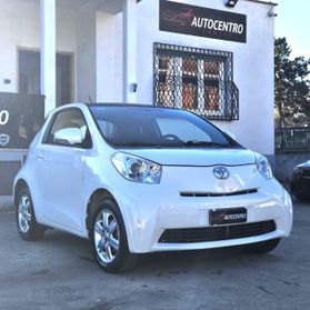 TOYOTA iQ 1.0 Sol