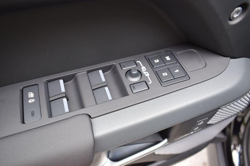Land Rover Defender Defender 110 3.0D I6 200 CV AWD Auto X-Dynamic SE NETTO IVA N1 AUTOCARRO