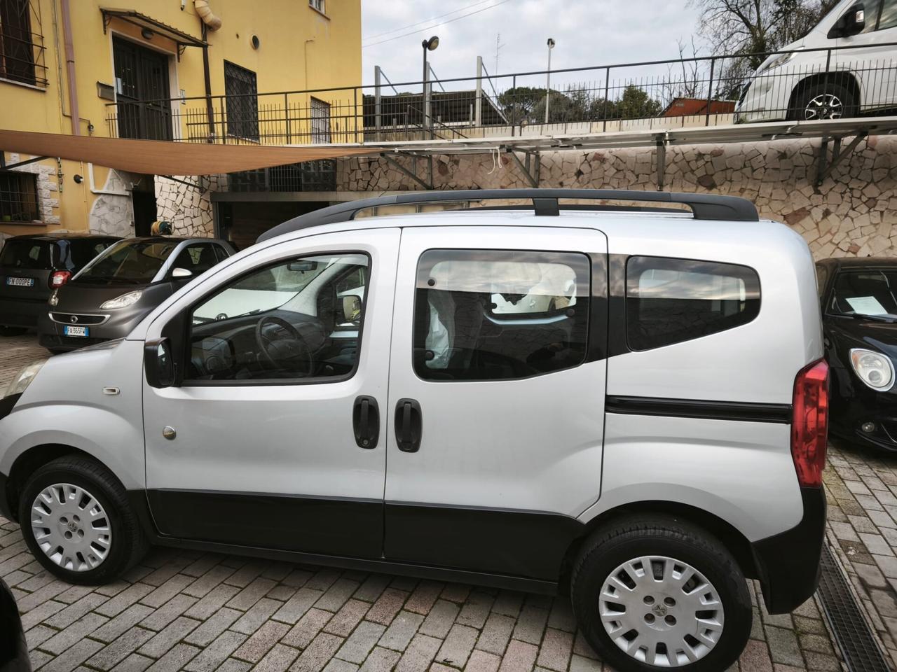 Peugeot Bipper Tepee 1.4 75CV Outdoor