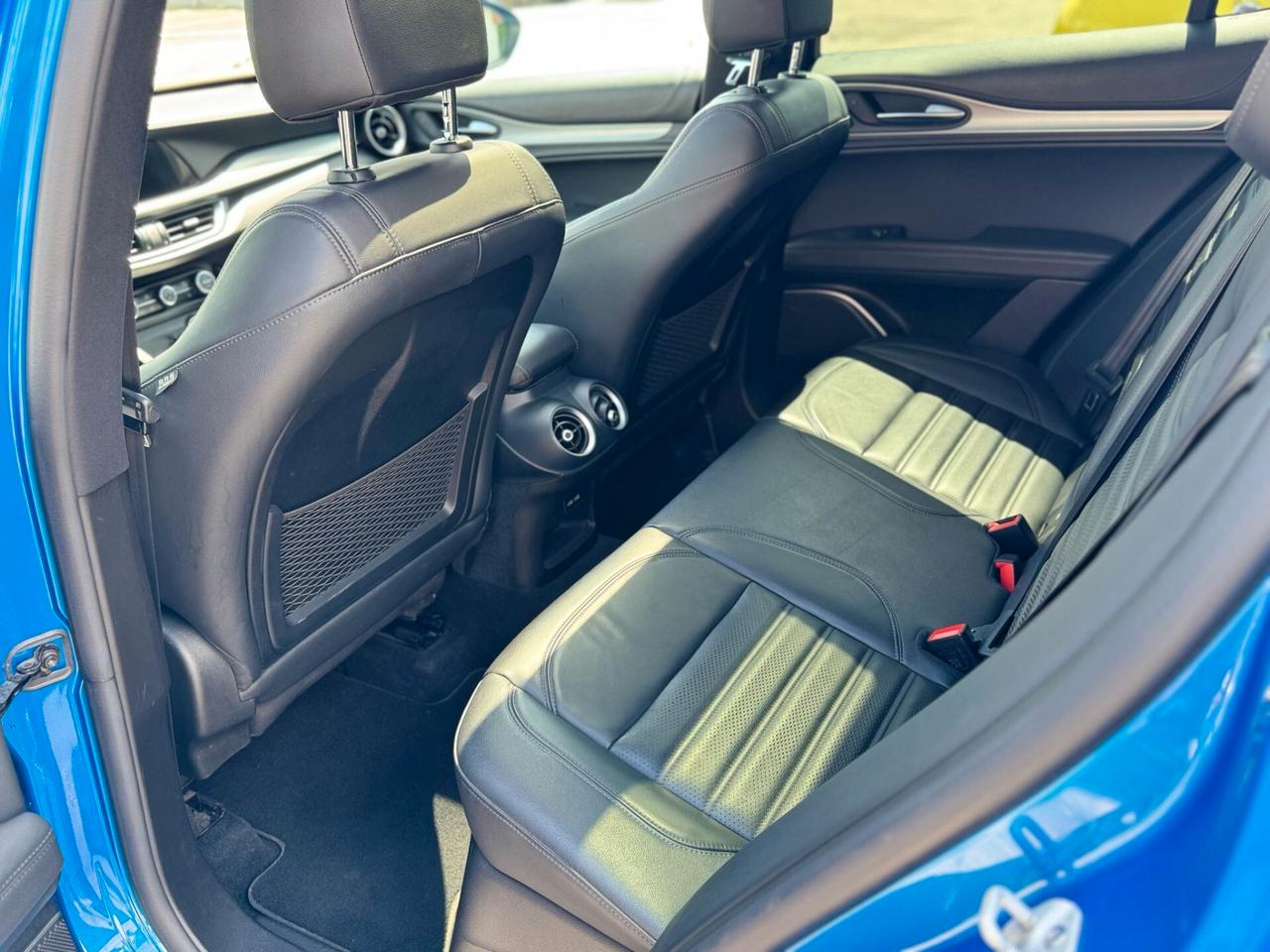 Alfa Romeo Stelvio Veloce 2.2 diesel 210CV Q4 Permute Garanzia finanziamenti