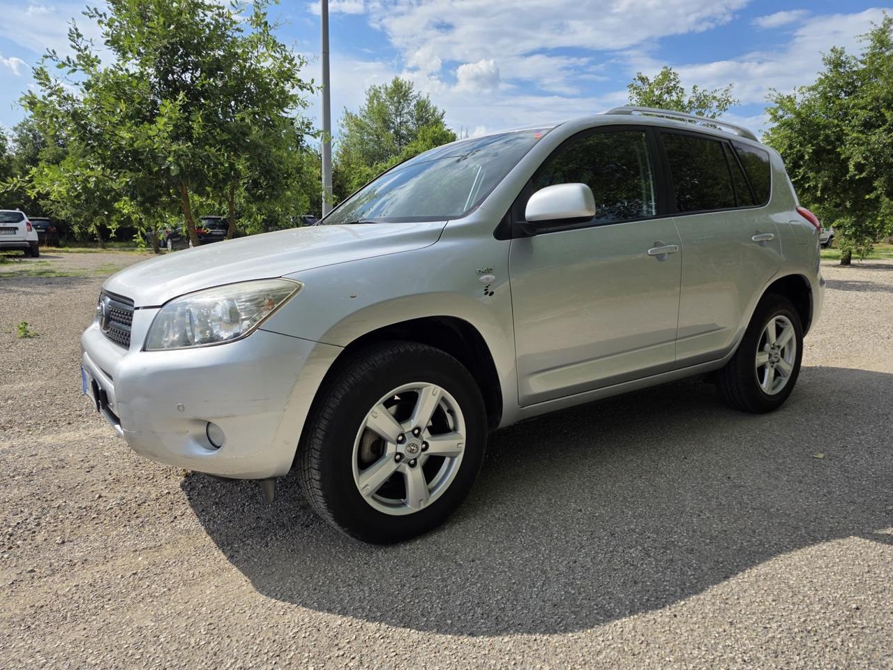 Toyota RAV 4 RAV4 2.2 D-4D 136 CV DPF Luxury
