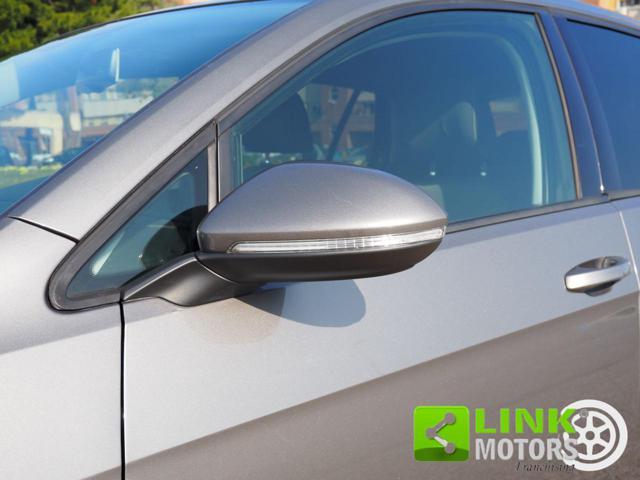 VOLKSWAGEN Golf 2.0 TDI DSG 5p. Highline BlueMotion