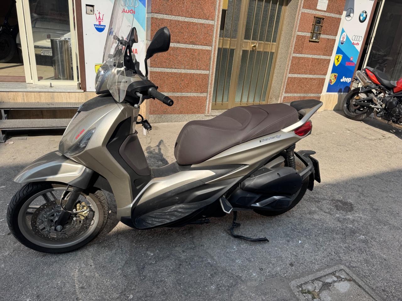 Piaggio Beverly 300 i.e. Sport