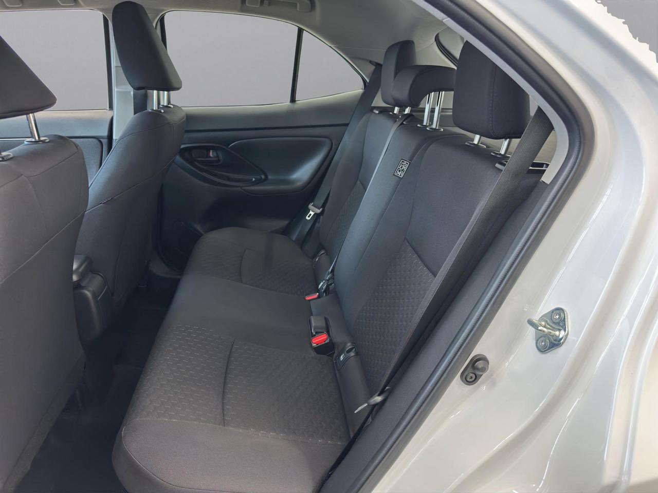 Toyota Yaris Cross 1.5h Active fwd 115cv e-cvt